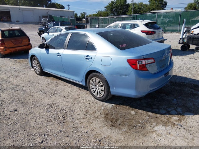 2013 Toyota Camry Le მანქანა იყიდება აუქციონზე, vin: 4T1BF1FK8DU643423, აუქციონის ნომერი: 45653021