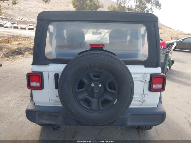 1C4GJXAN0KW520052 Jeep Wrangler Sport 4x4