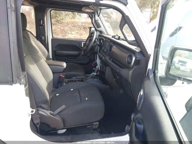 1C4GJXAN0KW520052 Jeep Wrangler Sport 4x4