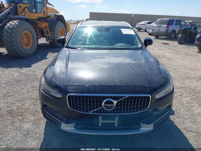 45653051 :رقم المزاد ، YV4102NK7J1022466 vin ، 2018 Volvo V90 Cross Country T5 مزاد بيع