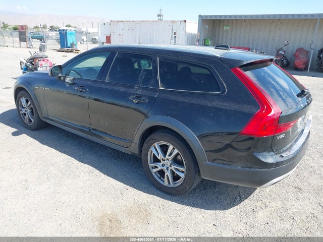 45653051 :رقم المزاد ، YV4102NK7J1022466 vin ، 2018 Volvo V90 Cross Country T5 مزاد بيع