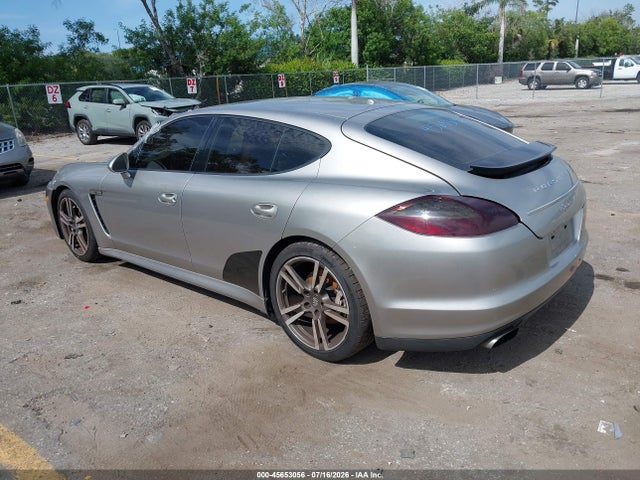 45653056 :رقم المزاد ، WP0AA2A70DL011321 vin ، 2013 Porsche Panamera 4 مزاد بيع