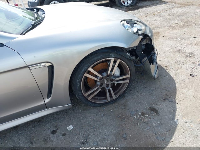 45653056 :رقم المزاد ، WP0AA2A70DL011321 vin ، 2013 Porsche Panamera 4 مزاد بيع