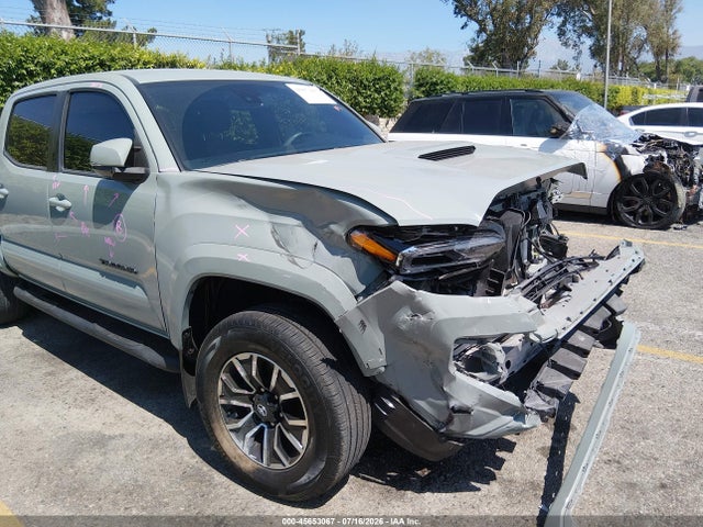 3TYCZ5AN0NT088440 Toyota Tacoma Trd Sport
