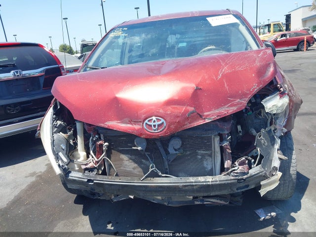 5TDZK3DC2ES463690 Toyota Sienna L V6 7 Passenger