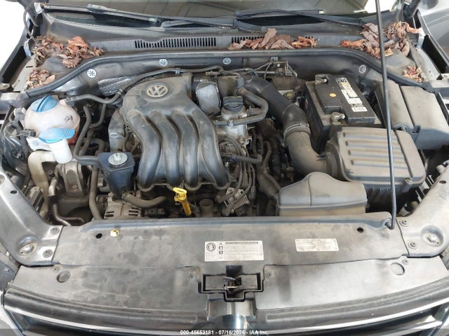 2015 Volkswagen Jetta 2.0l S მანქანა იყიდება აუქციონზე, vin: 3VW2K7AJ1FM402146, აუქციონის ნომერი: 45653181