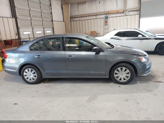 2015 Volkswagen Jetta 2.0l S მანქანა იყიდება აუქციონზე, vin: 3VW2K7AJ1FM402146, აუქციონის ნომერი: 45653181