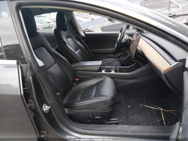 Tesla MODEL 3 2019 5YJ3E1EA7KF313590 Image 5