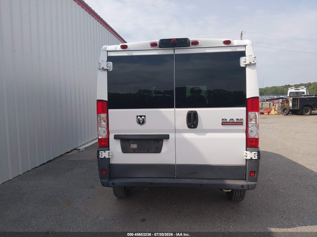2018 Ram Promaster 1500 Low Roof 136 Wb მანქანა იყიდება აუქციონზე, vin: 3C6TRVAG3JE143200, აუქციონის ნომერი: 45653236