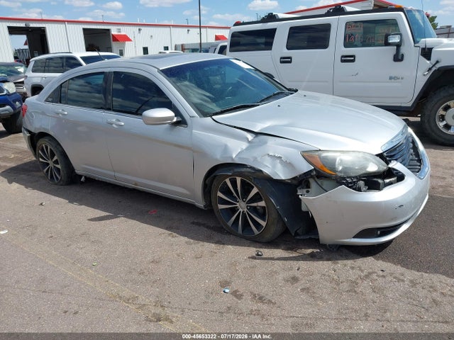 Aukcja sprzedaży 2012 Chrysler 200 Touring, vin: 1C3CCBBG8CN258286, numer aukcji: 45653322