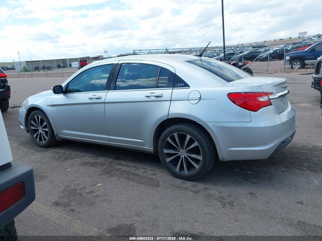Продаж на аукціоні авто 2012 Chrysler 200 Touring, vin: 1C3CCBBG8CN258286, номер лоту: 45653322