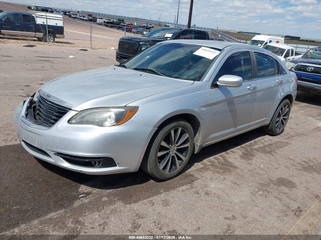 Продаж на аукціоні авто 2012 Chrysler 200 Touring, vin: 1C3CCBBG8CN258286, номер лоту: 45653322