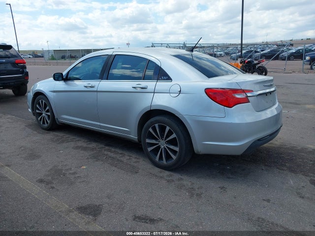 Продаж на аукціоні авто 2012 Chrysler 200 Touring, vin: 1C3CCBBG8CN258286, номер лоту: 45653322
