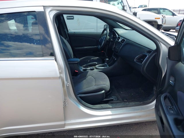 Продаж на аукціоні авто 2012 Chrysler 200 Touring, vin: 1C3CCBBG8CN258286, номер лоту: 45653322