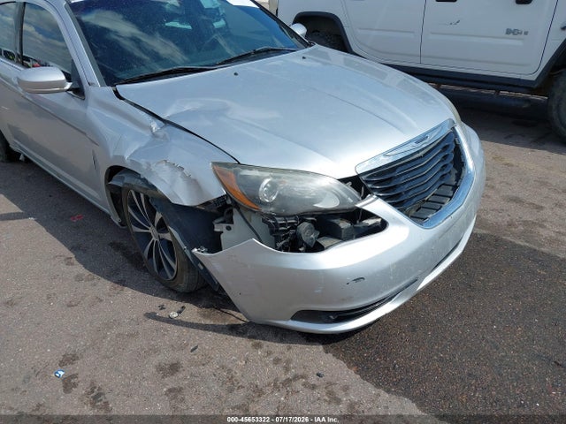 Продаж на аукціоні авто 2012 Chrysler 200 Touring, vin: 1C3CCBBG8CN258286, номер лоту: 45653322