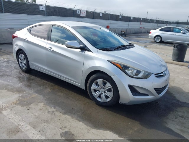2016 5NPDH4AE9GH789547 main image
