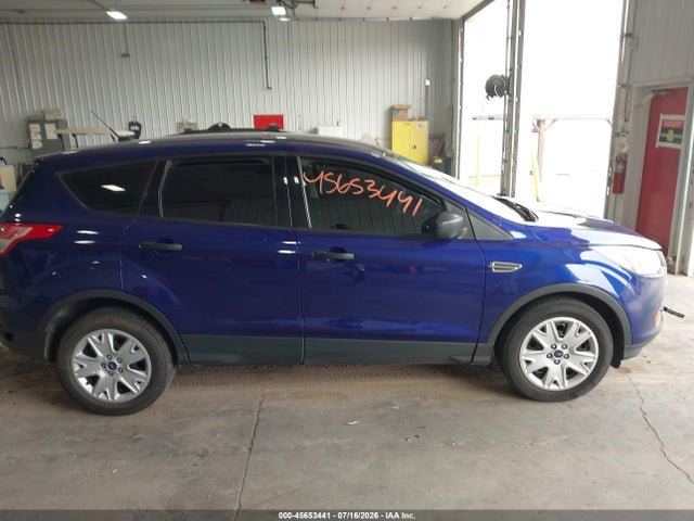 2016 Ford Escape S მანქანა იყიდება აუქციონზე, vin: 1FMCU0F72GUA63590, აუქციონის ნომერი: 45653441