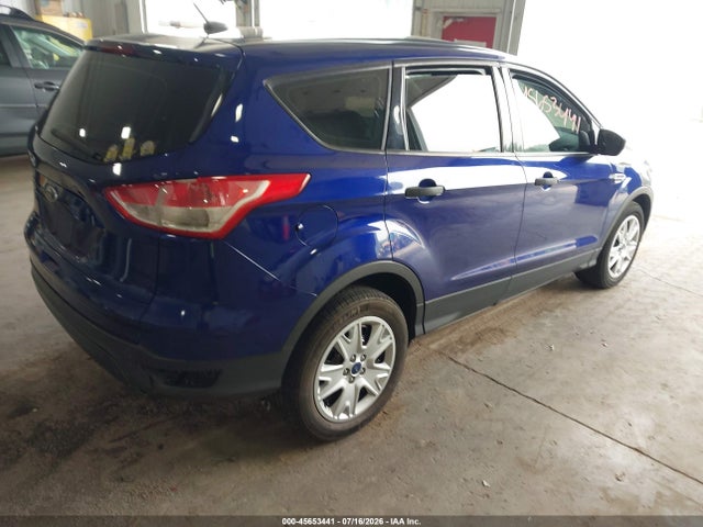 2016 Ford Escape S მანქანა იყიდება აუქციონზე, vin: 1FMCU0F72GUA63590, აუქციონის ნომერი: 45653441