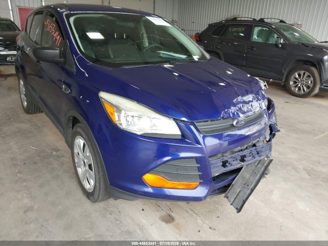 2016 Ford Escape S მანქანა იყიდება აუქციონზე, vin: 1FMCU0F72GUA63590, აუქციონის ნომერი: 45653441
