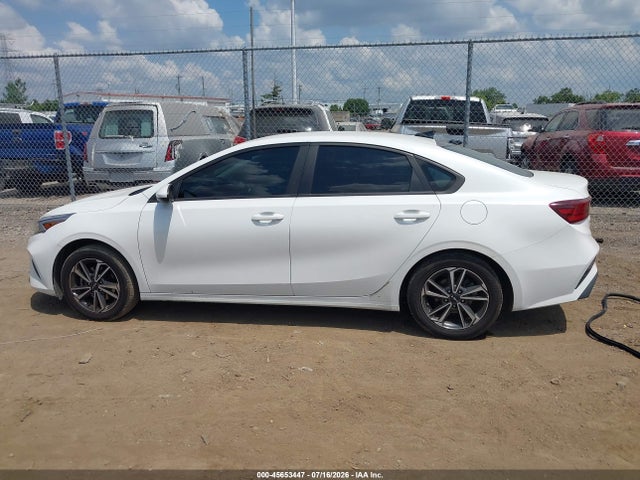 Aukcja sprzedaży 2023 Kia Forte Lxs, vin: 3KPF24AD4PE611938, numer aukcji: 45653447