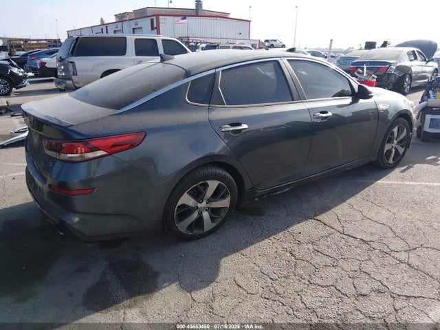2020 Kia Optima S მანქანა იყიდება აუქციონზე, vin: 5XXGT4L32LG406187, აუქციონის ნომერი: 45653450