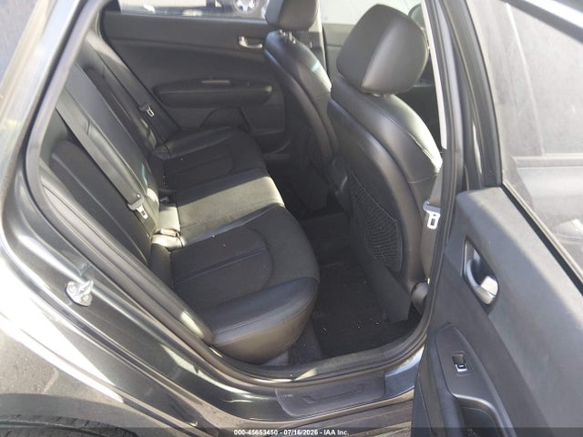 2020 Kia Optima S მანქანა იყიდება აუქციონზე, vin: 5XXGT4L32LG406187, აუქციონის ნომერი: 45653450