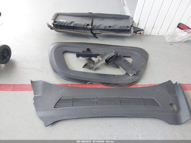 Продаж на аукціоні авто 2024 Tesla Model Y Long Range Dual Motor All-wheel Drive, vin: 7SAYGAEE5RF201497, номер лоту: 45653472