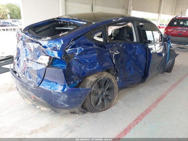 Продаж на аукціоні авто 2024 Tesla Model Y Long Range Dual Motor All-wheel Drive, vin: 7SAYGAEE5RF201497, номер лоту: 45653472