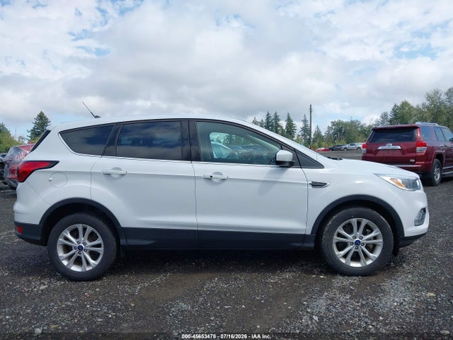 Ford ESCAPE SE 2019 1FMCU9GD0KUA65811 Image 13