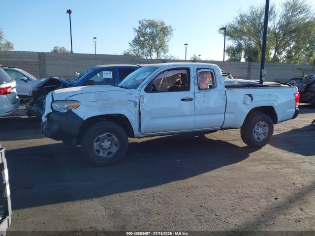 5TFRX5GN4HX100994 Toyota Tacoma Sr