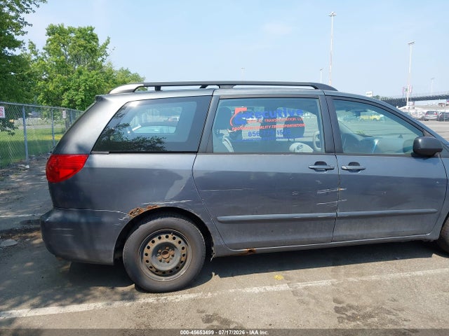 Продаж на аукціоні авто 2010 Toyota Sienna Ce, vin: 5TDKK4CC1AS303643, номер лоту: 45653499