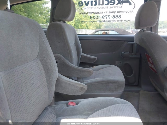 Продаж на аукціоні авто 2010 Toyota Sienna Ce, vin: 5TDKK4CC1AS303643, номер лоту: 45653499