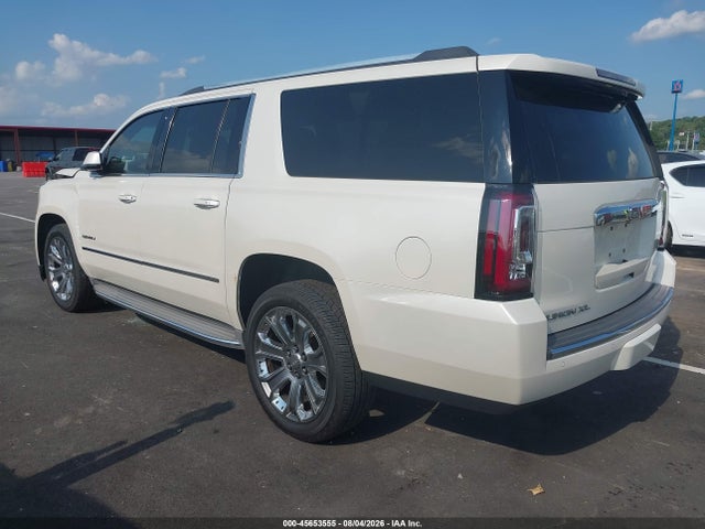 2015 Gmc Yukon Xl 1500 Denali მანქანა იყიდება აუქციონზე, vin: 1GKS2JKJ7FR209890, აუქციონის ნომერი: 45653555