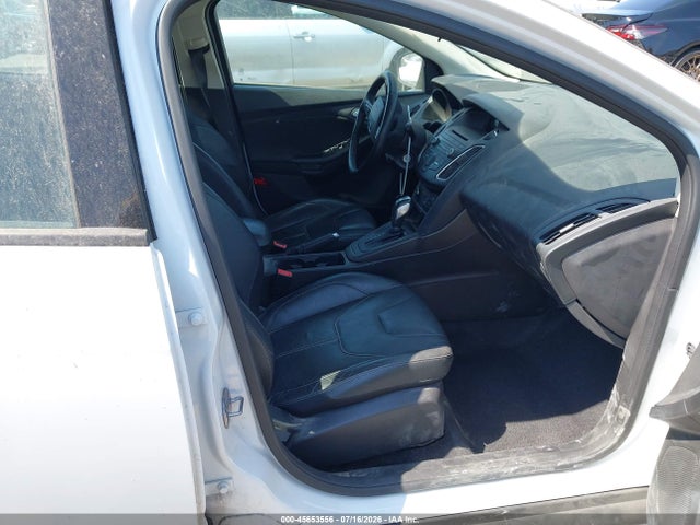 Ford FOCUS SE 2015 1FADP3K28FL385866 Image 5