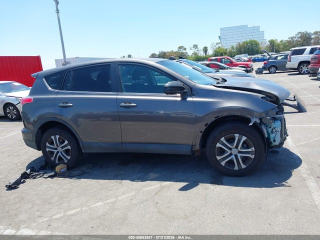 Toyota RAV4 LE 2017 2T3ZFREV2HW401961 Image 14