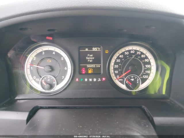 1C6RR6FG0HS585187 RAM 1500 Express 4x2 6&#039;4 Box