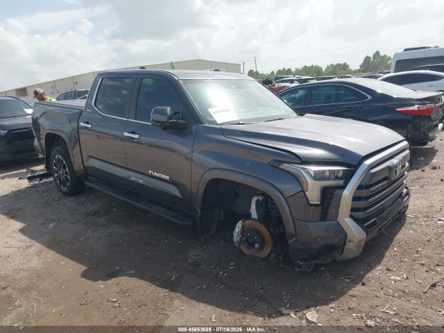Продаж на аукціоні авто 2025 Toyota Tundra Limited, vin: 5TFJA5DB4SX320815, номер лоту: 45653689