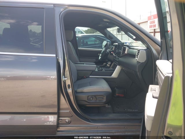 Продажа на аукционе авто 2025 Toyota Tundra Limited, vin: 5TFJA5DB4SX320815, номер лота: 45653689