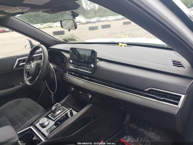 2023 Mitsubishi Outlander Se Black Edition S-awc მანქანა იყიდება აუქციონზე, vin: JA4J4UA80PZ058646, აუქციონის ნომერი: 45653702