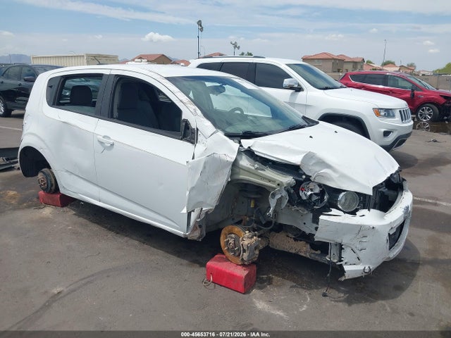 45653716 :رقم المزاد ، 1G1JA6SH8F4131016 vin ، 2015 Chevrolet Sonic Ls Auto مزاد بيع