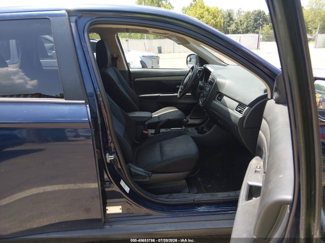 45653786 :رقم المزاد ، JA4AD2A36EZ005620 vin ، 2014 Mitsubishi Outlander Es مزاد بيع