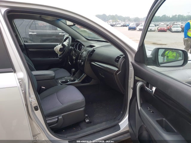 Продажа на аукционе авто 2012 Kia Sorento Lx, vin: 5XYKT3A6XCG267245, номер лота: 45653812