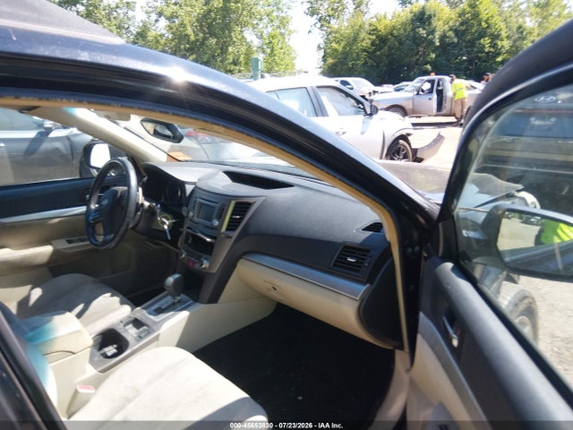 2014 Subaru Outback 2.5i Premium მანქანა იყიდება აუქციონზე, vin: 4S4BRBCC8E3325741, აუქციონის ნომერი: 45653830