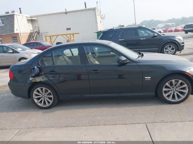 45653846 :رقم المزاد ، WBAPK7C50BA816368 vin ، 2011 Bmw 328i Xdrive مزاد بيع
