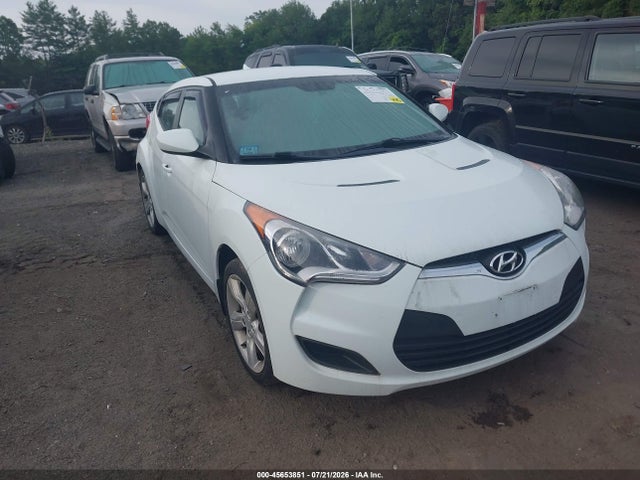 Aukcja sprzedaży 2013 Hyundai Veloster Base W/black, vin: KMHTC6AD2DU172257, numer aukcji: 45653851