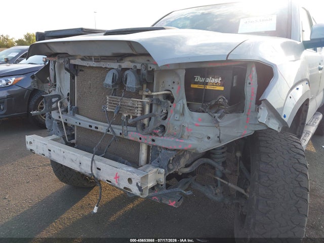 3TMBZ5DN2KM021224 Toyota Tacoma Trd Sport