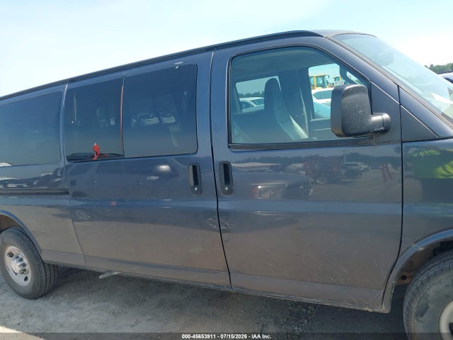 Chevrolet Express 3500 Ls 2017 1GAZGNFG1H1294205 Image 13