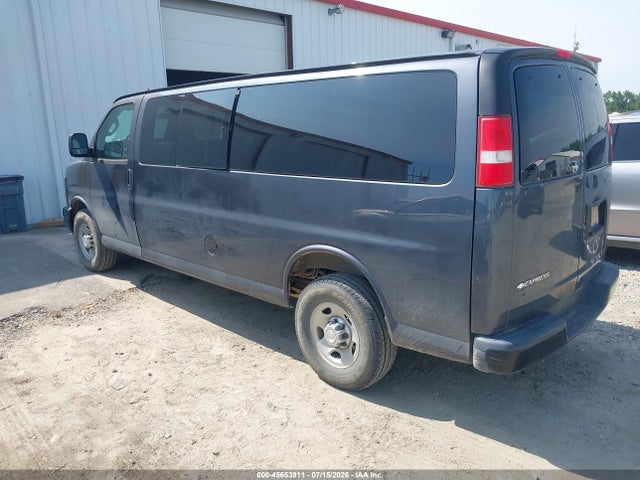 Chevrolet Express 3500 Ls 2017 1GAZGNFG1H1294205 Image 3
