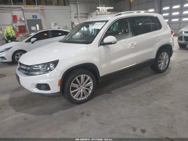 45653979 :رقم المزاد ، WVGAV7AX2DW549305 vin ، 2013 Volkswagen Tiguan Se مزاد بيع