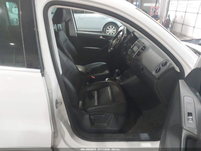 45653979 :رقم المزاد ، WVGAV7AX2DW549305 vin ، 2013 Volkswagen Tiguan Se مزاد بيع
